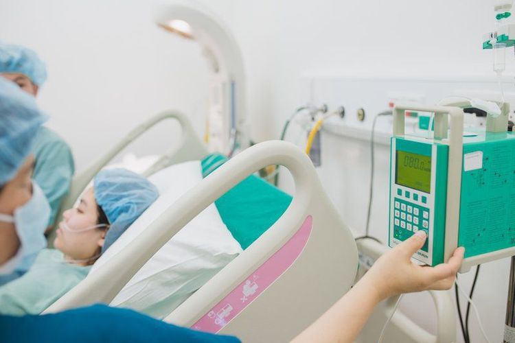
Khi mang thai quá ngày có dấu hiệu suy thai thì cần mổ

