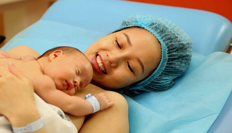 
Sinh mổ giúp em bé ra nhanh và an toàn hơn
