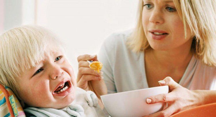 
Giải đáp tại sao trẻ mọc răng lại biếng ăn?
