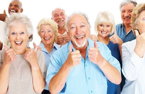 Sự hỗ trợ từ bạn bè và gia đình có thể giúp bạn vượt qua thời gian căng thẳng