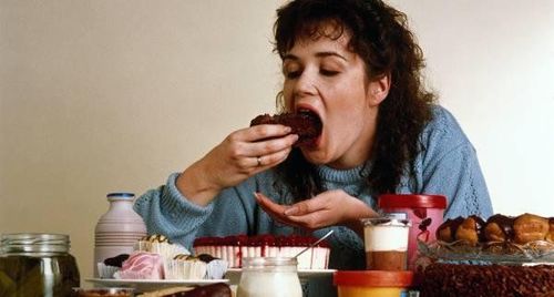 
Rối loạn ăn uống được đặc trưng bởi sự cực đoan trong hành vi ăn uống
