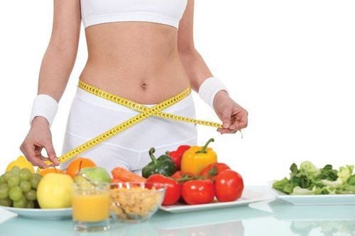 
Một chế độ ăn uống lành mạnh và tập thể dục thường xuyên có thể giúp bạn giảm cân và giảm mỡ
