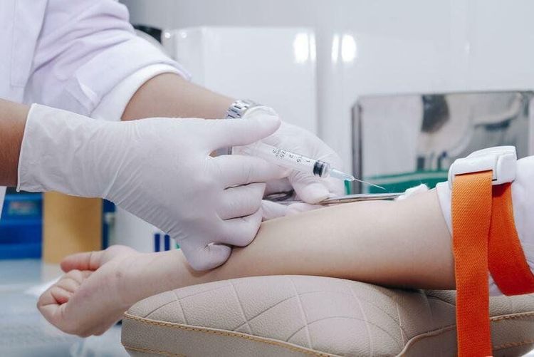 
Một số xét nghiệm có thể giúp chẩn đoán bệnh giảm tiểu cầu vô căn
