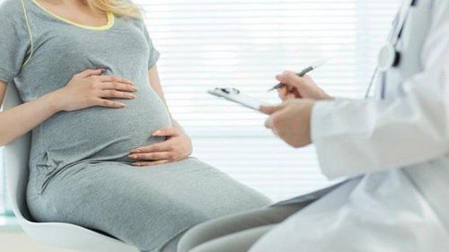 
Cần thăm khám kỹ lương khi điều trị u nang buồng trứng khi mang thai
