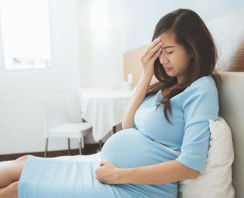 
Mẹ bầu vào giai đoạn này có thể gặp tình trạng đau nửa đầu
