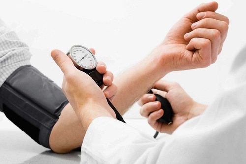 
Tăng huyết áp là một triệu chứng báo hiệu bệnh tim mạch
