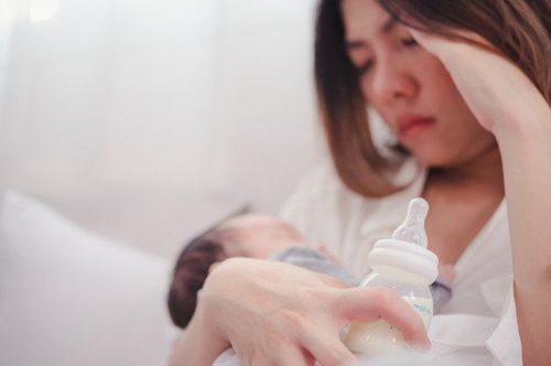 
Thiếu ngủ sau sinh có thể ảnh hưởng đến sức khỏe của người mẹ
