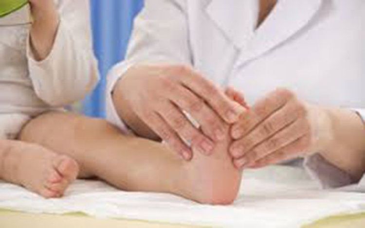 
Kén bã đậu có thể được chẩn đoán bằng kiểm tra thể chất đơn giản hoặc xét nghiệm
