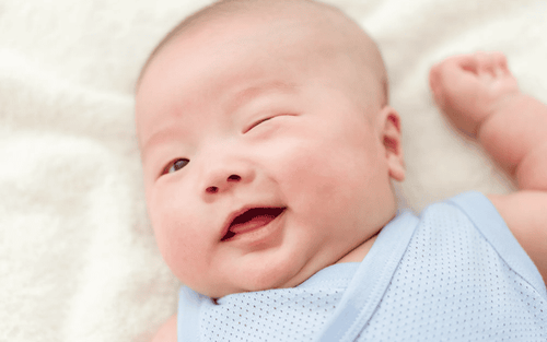 
Khám sức khỏe tổng quát cho bé không hề tốn thời gian, khi nhận thấy những khác lạ ở trẻ hoặc có nhu cầu theo dõi sự phát triển của con, phụ huynh hoàn toàn có thể đặt lịch trước với các cơ sở khám chữa bệnh uy tín
