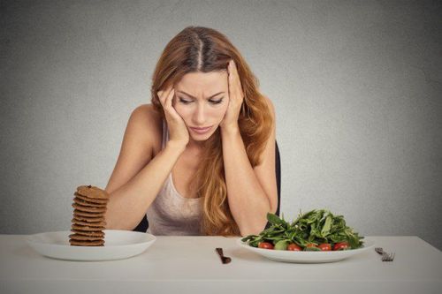 
Mệt mỏi và chán ăn là hai triệu chứng thường gặp ở cả bệnh Crohn và trầm cảm
