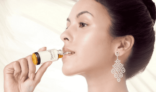 
Uống collagen tăng độ đàn hồi của da
