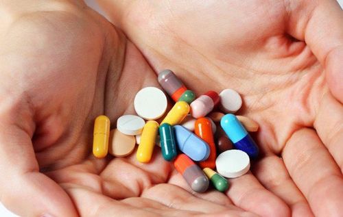 
Bệnh nhân cần sử dụng kháng sinh trong vòng 5 ngày sau mổ để hạn chế khả năng nhiễm trùng vết mổ
