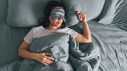 
Cần môi trường ngủ yên tĩnh, đủ độ tối để đi vào giấc ngủ dễ dàng
