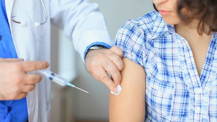 
Chích ngừa uốn ván trong điều trị đa chấn thương vùng hàm mặt
