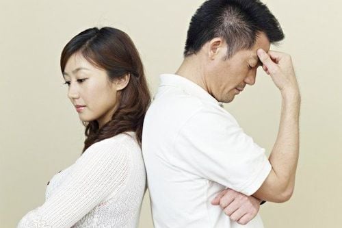 
Sau 40 tuổi thì chu kỳ ham muốn của đàn ông có sự giảm đi
