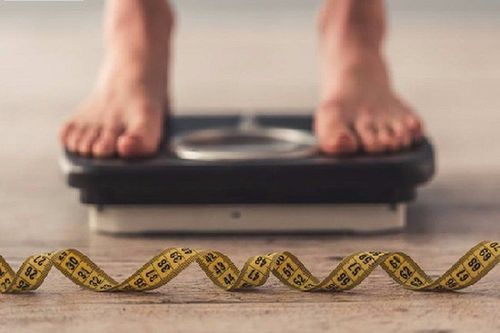 
Giảm cân không rõ nguyên nhân thường là dấu hiệu đầu tiên của bệnh
