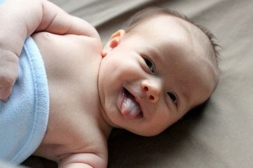 
Tưa lưỡi ở trẻ
