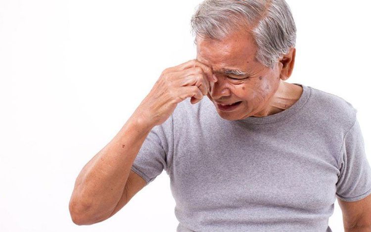 
Suy giảm trí nhớ là dấu hiệu suy giảm chức năng não bộ thường gặp
