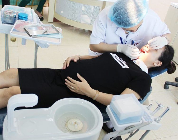 
Bệnh nhân nhổ răng khôn được chỉ định chụp X-quang răng

