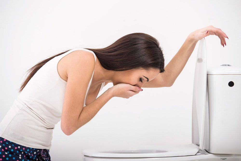 
Nôn là một trong những triệu chứng của ngộ độc thực phẩm
