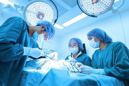 
Phẫu thuật khoang xoang trán giúp rửa sạch xoang trán, loại bỏ dịch mủ ứ đọng
