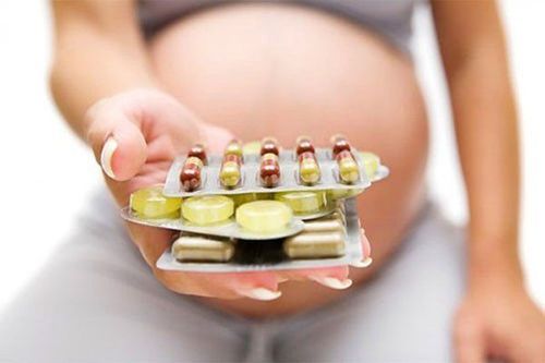 
Penicillin là lựa chọn đầu tay, có thể dùng ampicillin thay thế
