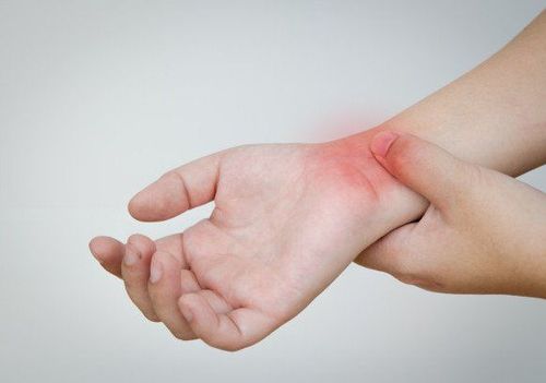 
Viêm xương khớp là một trong các tình trạng phổ biến ở tuổi lão hóa
