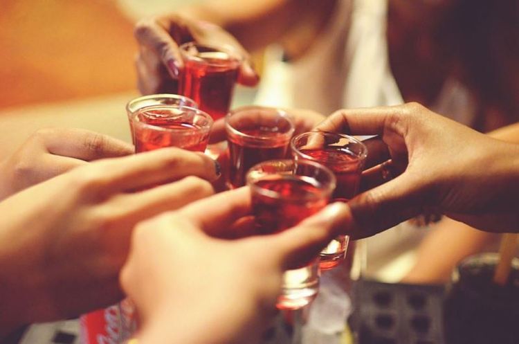 
Lạm dụng rượu bia và chất kích thích là nguyên nhân dẫn đến bệnh tiểu đường
