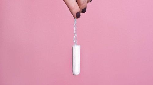 Người bệnh có thể được chỉ định dùng tampon thấm dịch tiết để tìm tác nhân gây viêm nhiễm. 
